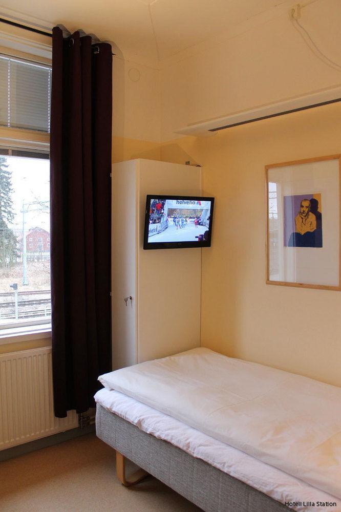 Stationshusets Hotell Och Cafe Köping Eksteriør billede